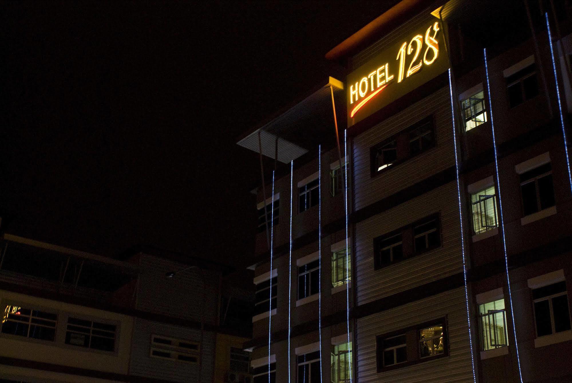 Hotel 128 吉隆坡 外观 照片